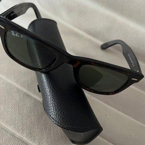RAY-BAN ORIGINAL WAYFARER CLASSIC PolorizedTortoise Sunglasses
